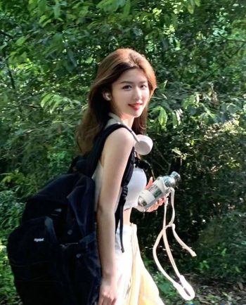 Clip chịch em Phương Trang khẩu dâm cực nứng